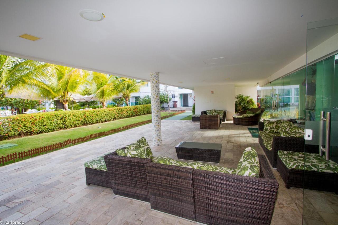 - Apartamento *